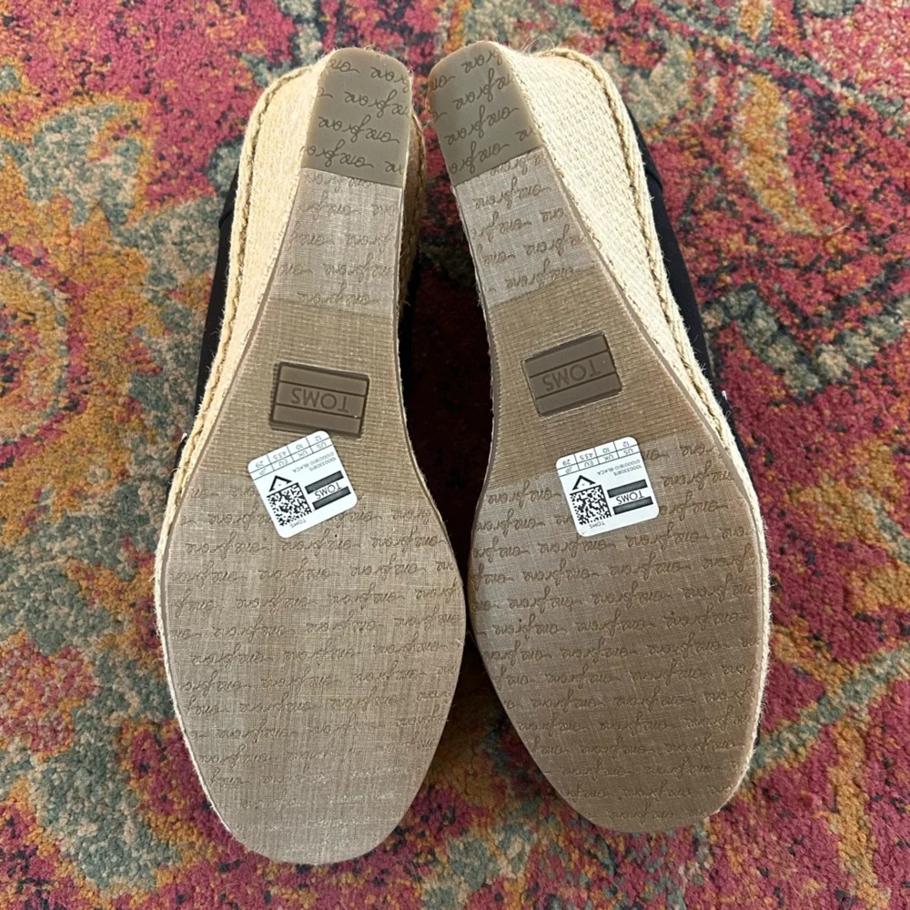 NWOT TOMS | Women’s Black Canvas Peep-Toe Michelle Wedge Espadrille Heels Sz 12